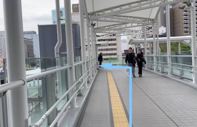 広島院ビル前横断歩道
