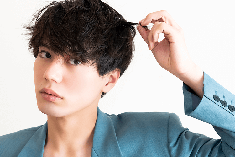 AGAに悩む男性